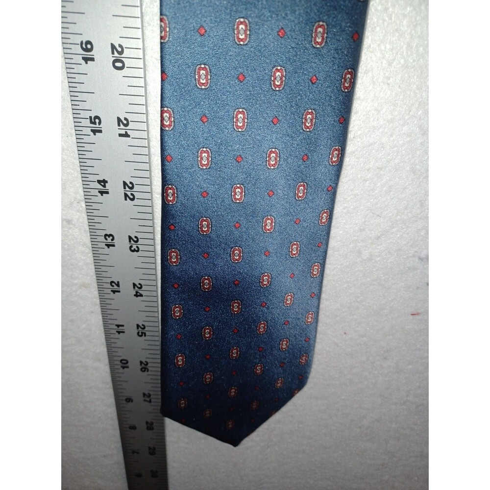 Christian Dior Designer Mens All Silk Tie Necktie Imported Fabric USA 56" L Blue
